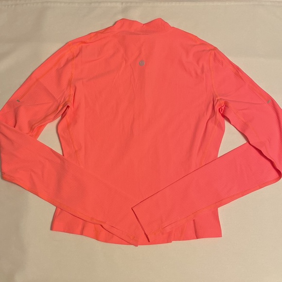 Lululemon Gloss Trim Run 1/2 Zip LS Size 4 NWT - Picture 4 of 6